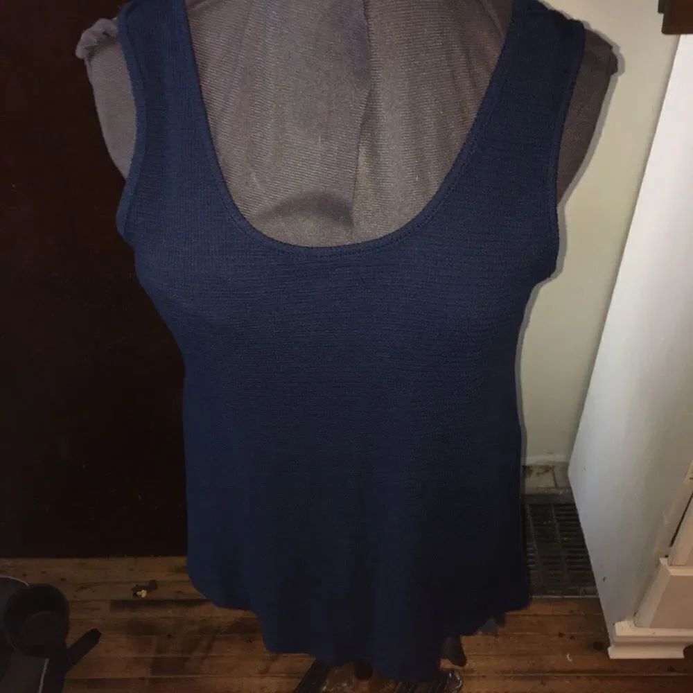 Umgee ribbed flowy sleeveless shirt